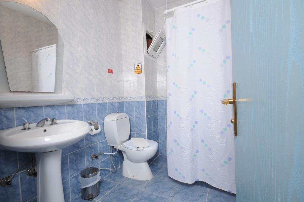 Selen Apart İçmeler Luaran gambar