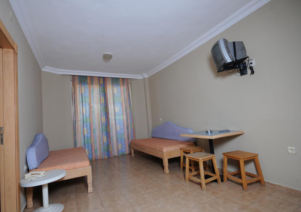 Selen Apart İçmeler Luaran gambar