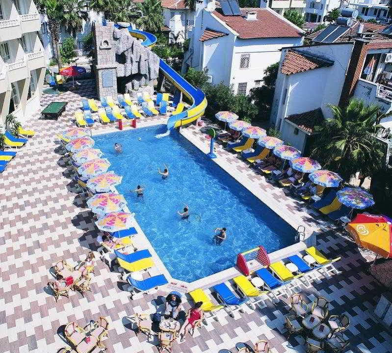 Selen Apart İçmeler Luaran gambar
