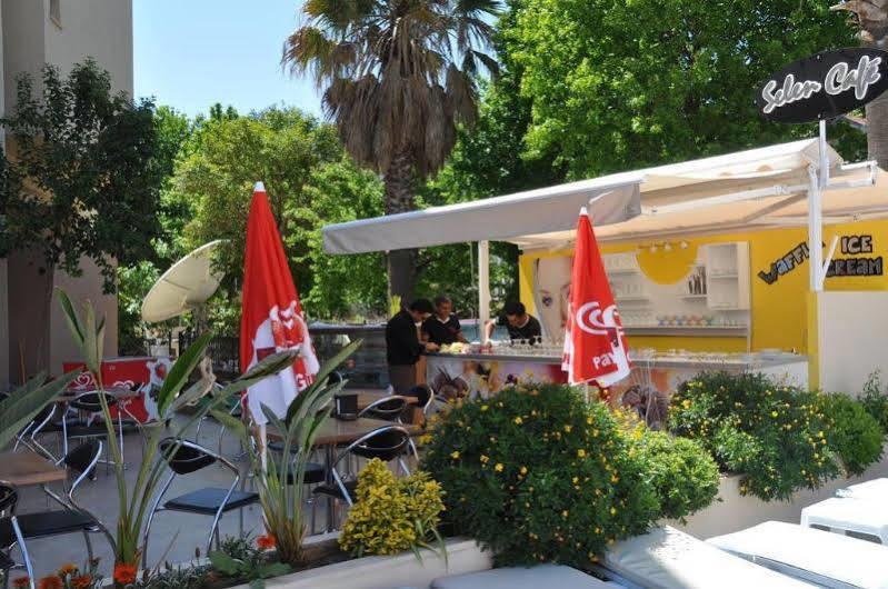 Selen Apart İçmeler Luaran gambar